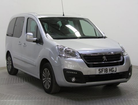 Nearly New WAV Peugeot Partner 1.6BlueHDi 100 Active manual Nearly New WAV Peugeot Partner 1.6BlueHDi 100 Active manual