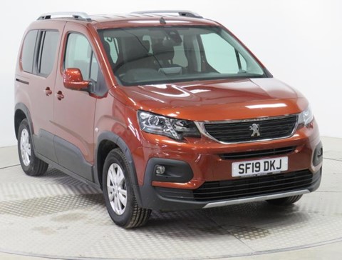 Used Wheelchair Accessible Peugeot Rifter 1.5BlueHDi 100 Allure manual Used Wheelchair Accessible Peugeot Rifter 1.5BlueHDi 100 Allure manual