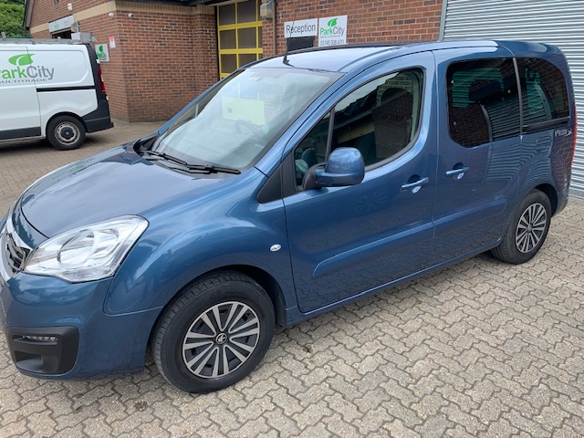 Use Wheelchair Accessible Peugeot Partner 1.6BlueHDi 100 Active automatic Use Wheelchair Accessible Peugeot Partner 1.6BlueHDi 100 Active automatic