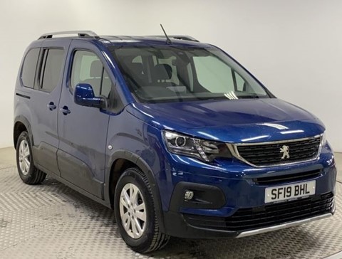 Nearly New WAV Peugeot Rifter 1.5D 130Alu RE Automatic Nearly New WAV Peugeot Rifter 1.5D 130Alu RE Automatic