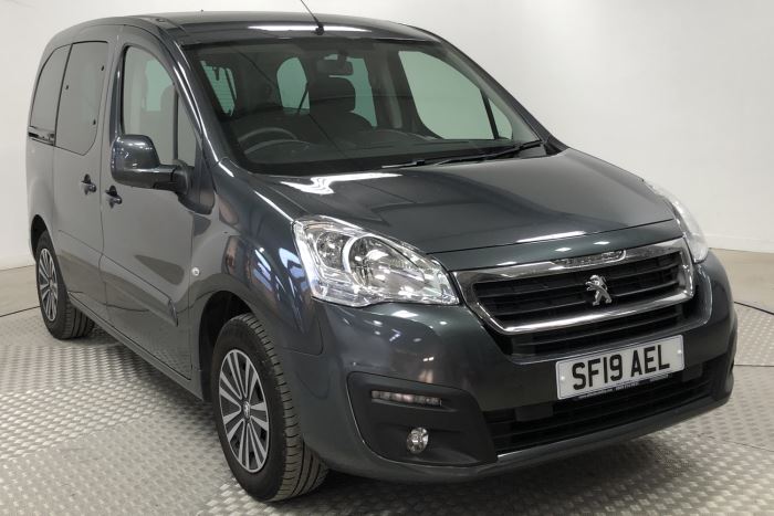 Nearly New WAV Peugeot Partner 1.6BlueHDi 100 Active automatic Nearly New WAV Peugeot Partner 1.6BlueHDi 100 Active automatic