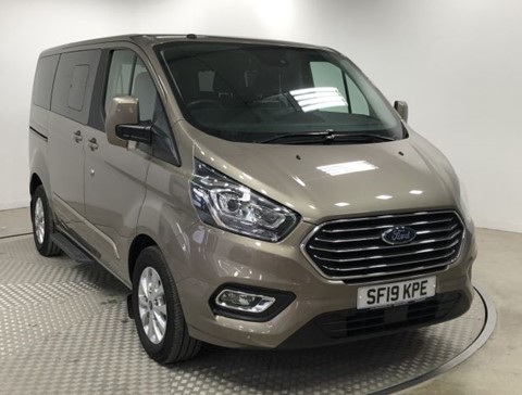 Nearly New WAV Ford Tourneo Custom Titanium 2.0 ltr Titanium L1 automatic 7 seats Nearly New WAV Ford Tourneo Custom Titanium 2.0 ltr Titanium L1 automatic 7 seats