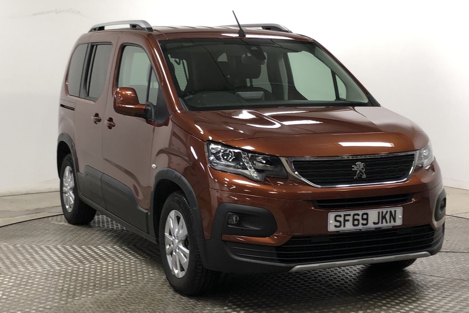 Nearly New WAV Peugeot Rifter 1.5D 130Alu RE Automatic Nearly New WAV Peugeot Rifter 1.5D 130Alu RE Automatic