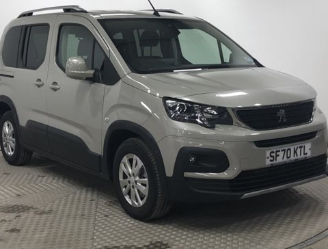 Nearly New WAV Peugeot Rifter 1.5D 130Alu RE Automatic Nearly New WAV Peugeot Rifter 1.5D 130Alu RE Automatic