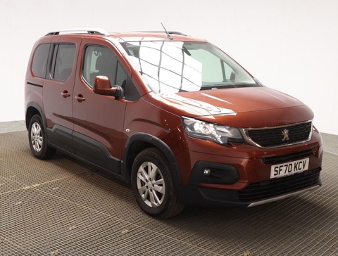 Nearly New WAV Peugeot Rifter 1.5 Blue HDi Allure 130 Automatic