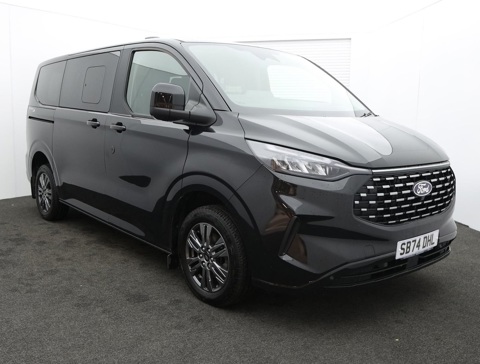 Nearly New WAV Ford Tourneo Custom Titanium 2.0 ltr automatic 6 seater Ramp & Winch Nearly New WAV Ford Tourneo Custom Titanium 2.0 ltr automatic 6 seater Ramp & Winch