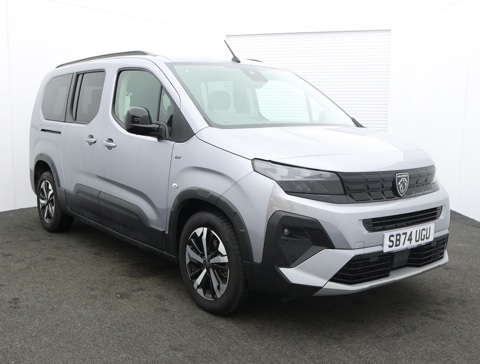 Nearly New WAV Peugeot Rifter 1.5 Blue HDi GT LWB 130 Automatic 4 seats Nearly New WAV Peugeot Rifter 1.5 Blue HDi GT LWB 130 Automatic 4 seats