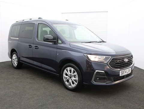 Nearly New WAV Ford Tourneo Grand Connect 4 seats( LWB )  2. 0 Eco Titanium automatic