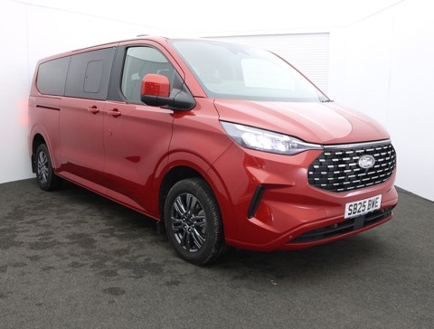 Nearly New WAV Ford Tourneo Custom Titanium 2.0 ltr manual  4 seater Ramp & Winch