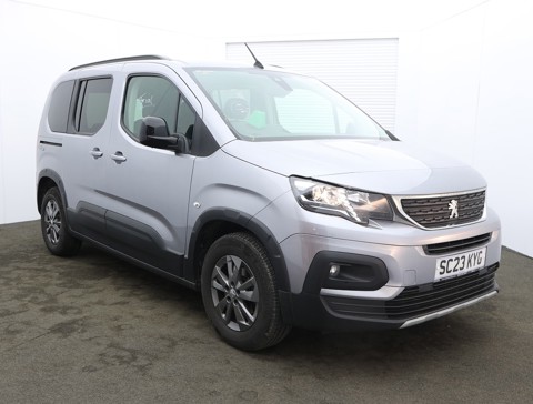 Nearly New WAV Peugeot Rifter 1.5 BlueHDi 100 Allure  5dr