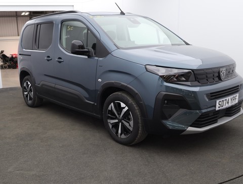 Nearly New WAV Peugeot Rifter 1.5 Blue HDi GT  130 Automatic 3 seater