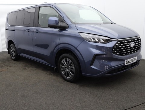 Nearly New WAV Ford Tourneo Custom   Titanium 2.0 ltr manual  5 seater Ramp & Winch