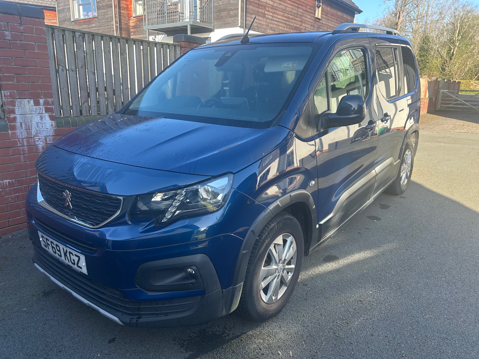 Used Wheelchair Accessible Vehicle ( WAV)  Peugeot Rifter 1.5 BlueHDi Automatic 100 Allure Premium  5dr