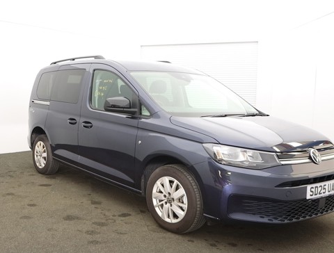 Nearly New WAV VW Caddy 2.0 TDI 122 Life 5dr DSG